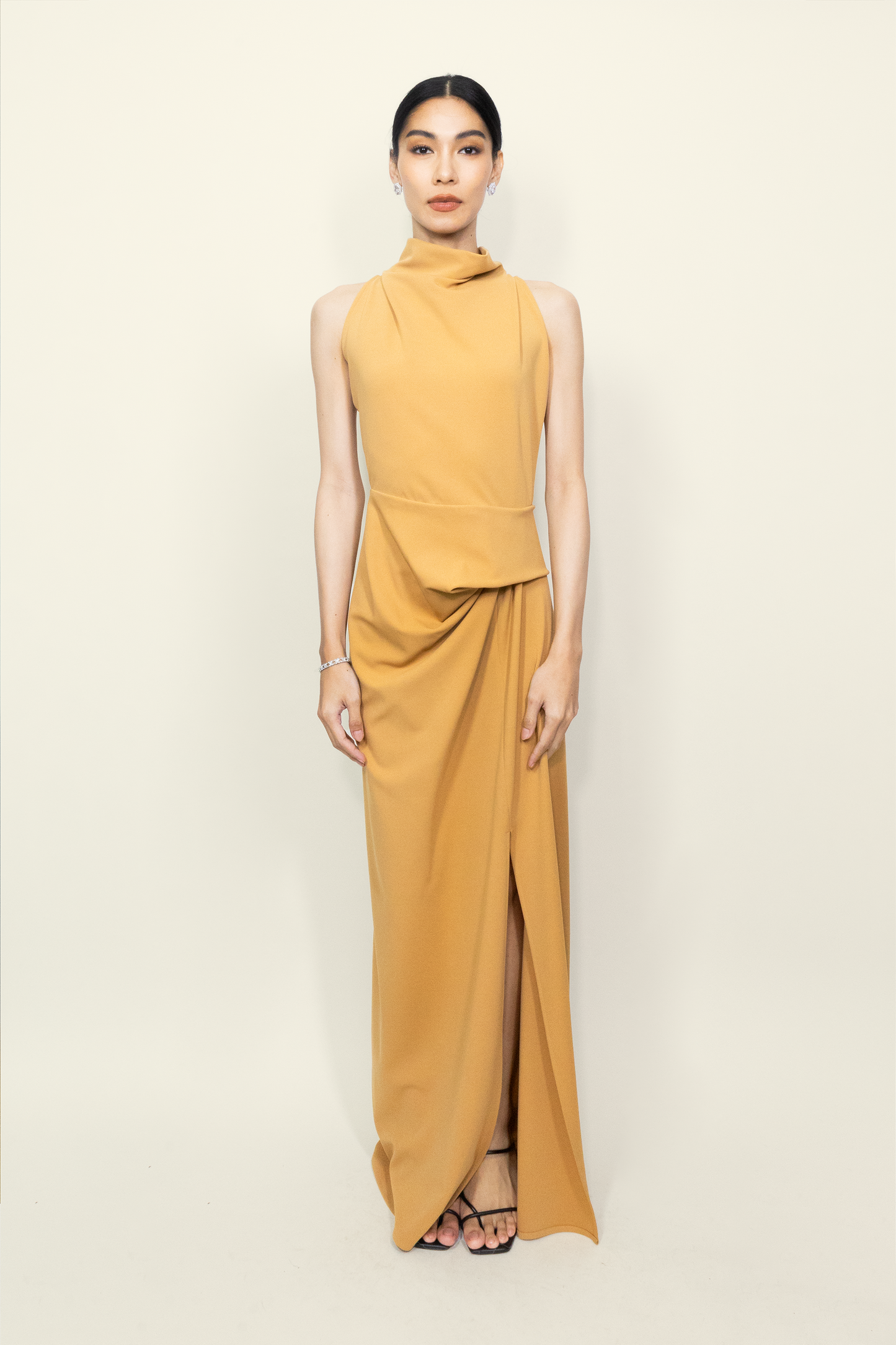 Asun Gown
