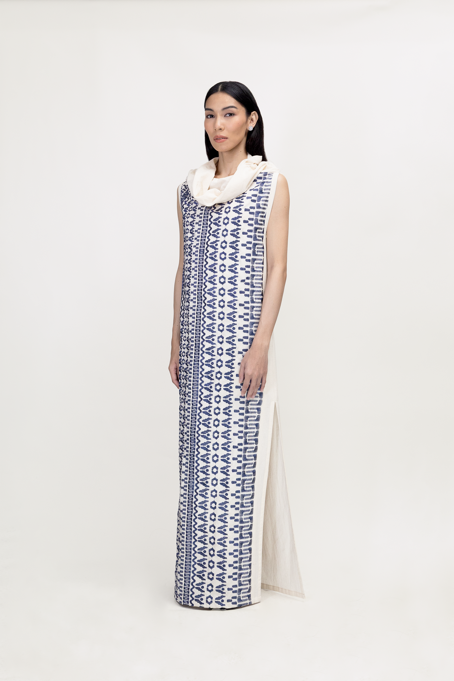 Nia Gown