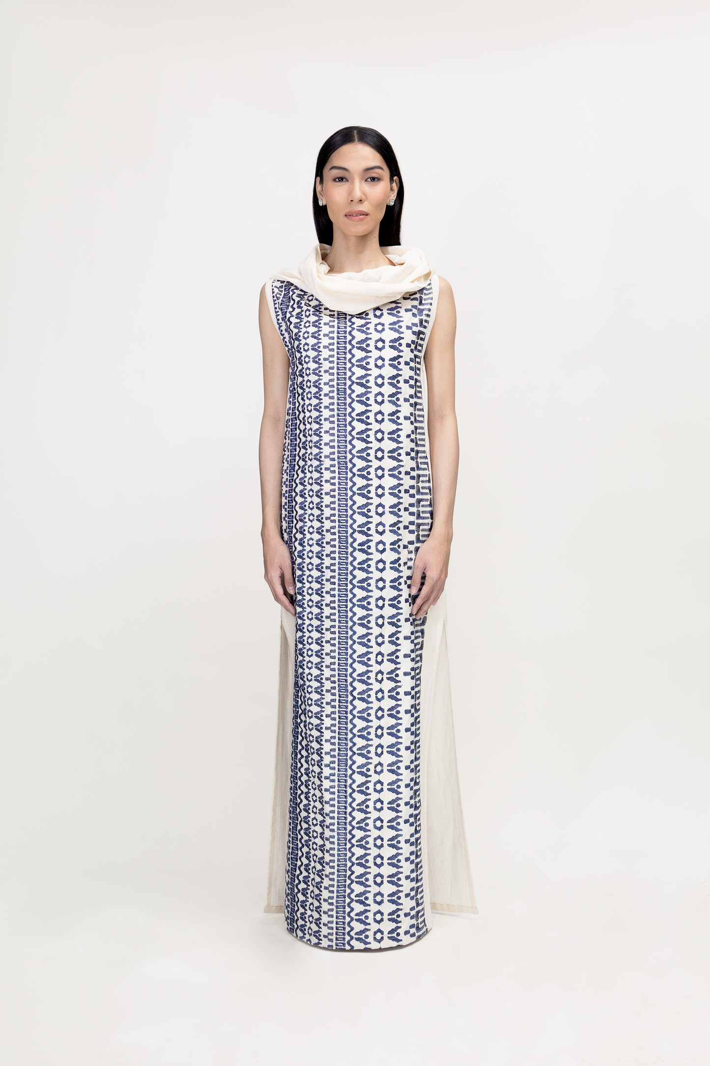 Nia Gown